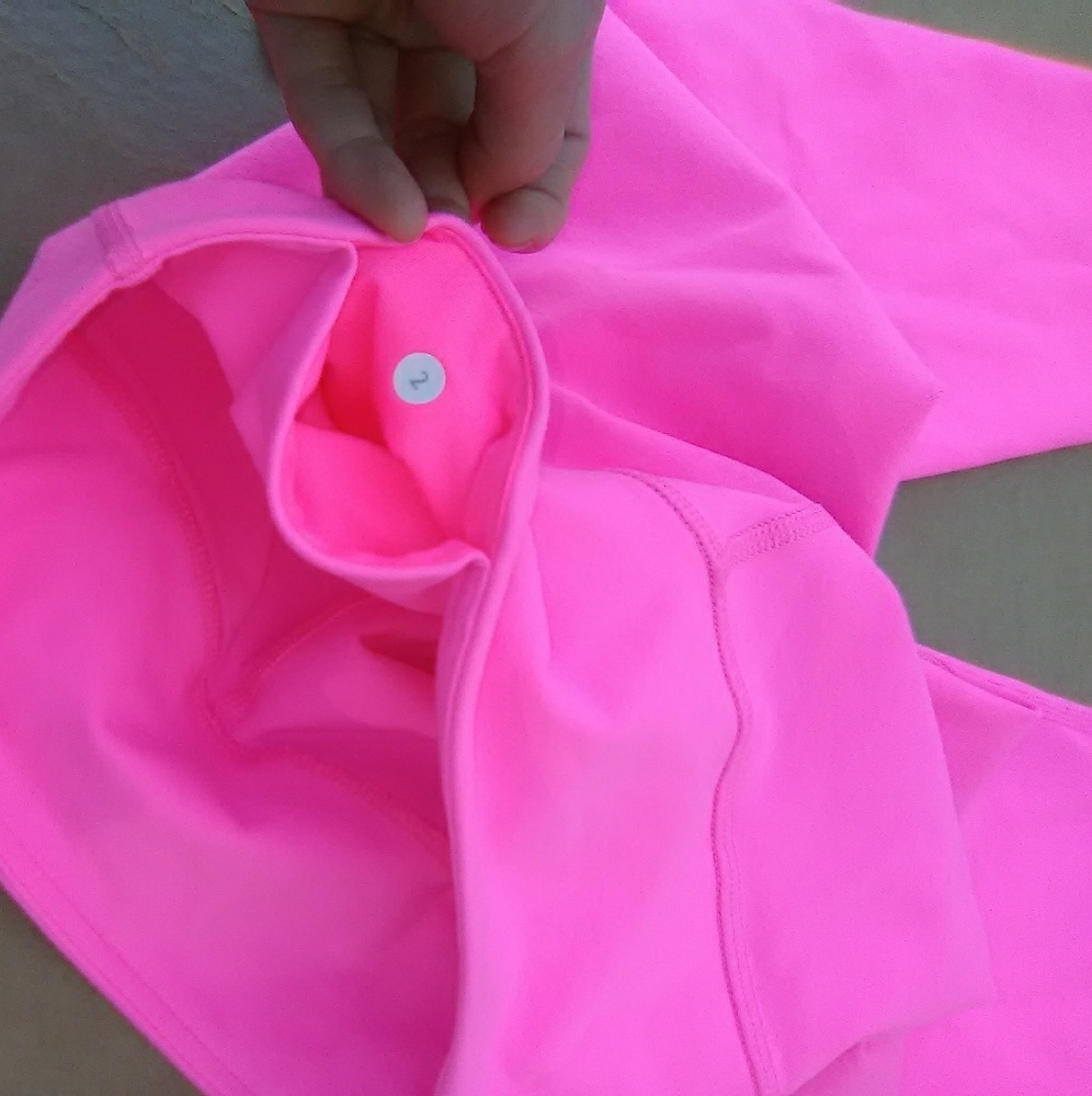 Rare Lululemon athletica winder in crop zing pink - Picture 6 of 7